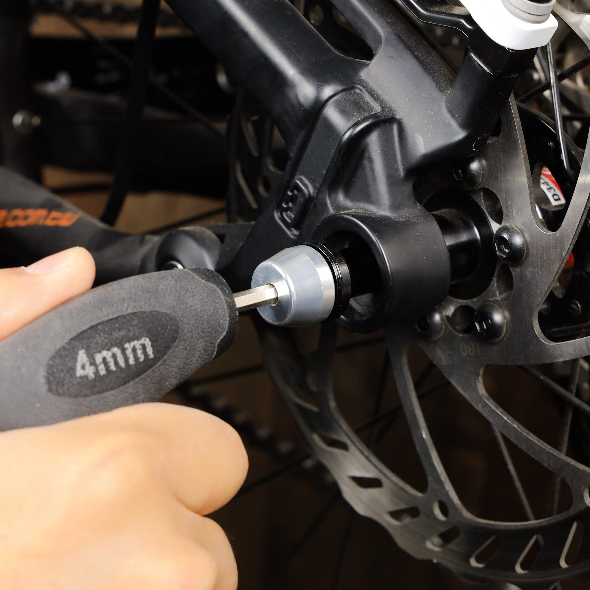 CyclingDeal Trainer Thru Axle - Bike Bicycle 12mm Rear Wheel Thru Skewer for Indoor- 160mm to 172mm - Thread Pitch: M12 x P1.75 - Spacers 2.5mm/6mm Included - Image 6
